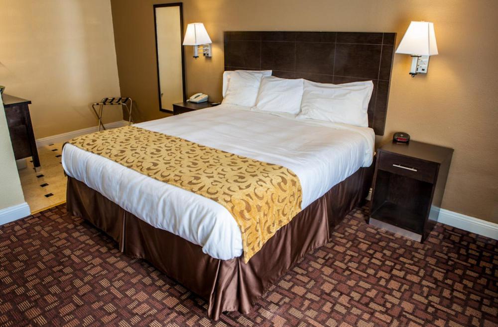 Marinwood Inn & Suites Novato Bagian luar foto