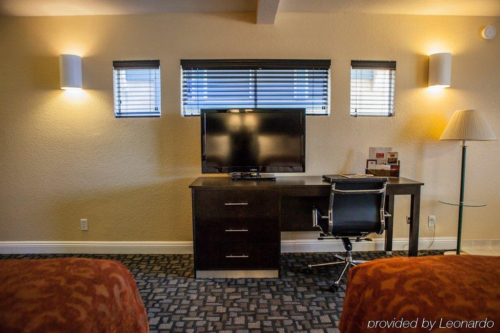 Marinwood Inn & Suites Novato Bagian luar foto