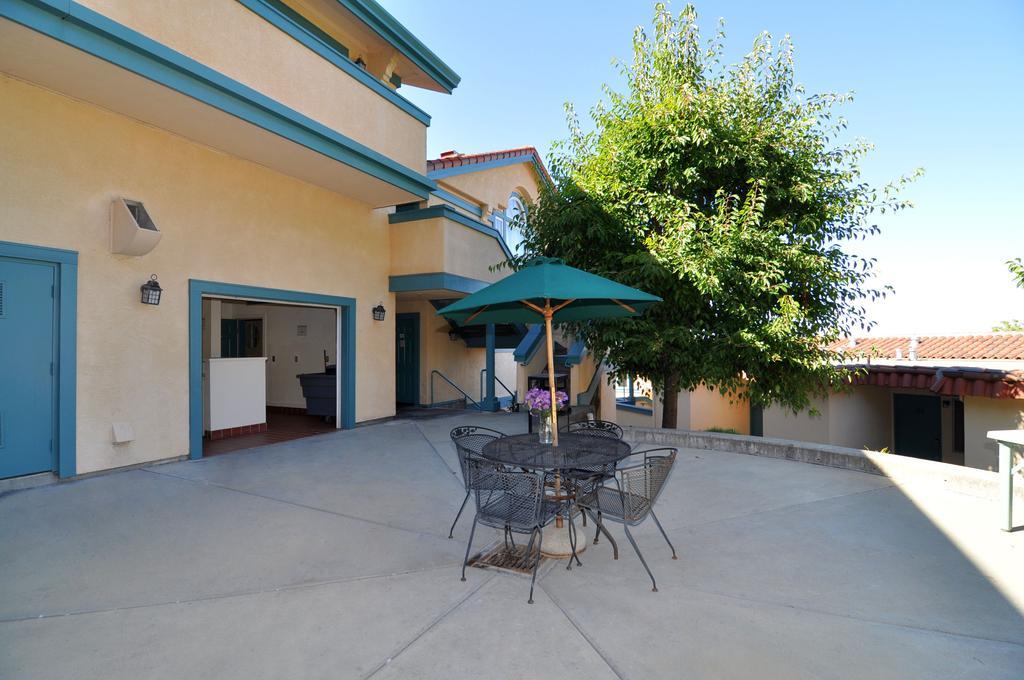 Marinwood Inn & Suites Novato Bagian luar foto